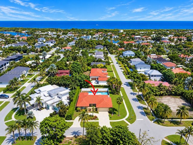820 NE 4th Ave, Boca Raton, FL 33432