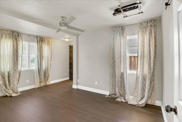 2236 Shaw St, Sacramento, CA 95821