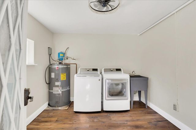 2236 Shaw St, Sacramento, CA 95821