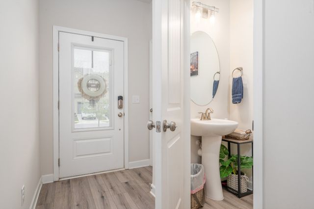 3039 Duvall Dr, Gallatin, TN 37066