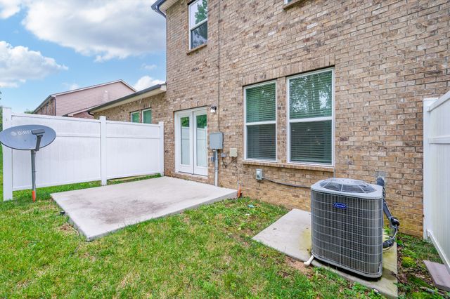 3039 Duvall Dr, Gallatin, TN 37066