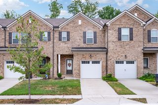 3039 Duvall Dr, Gallatin, TN 37066