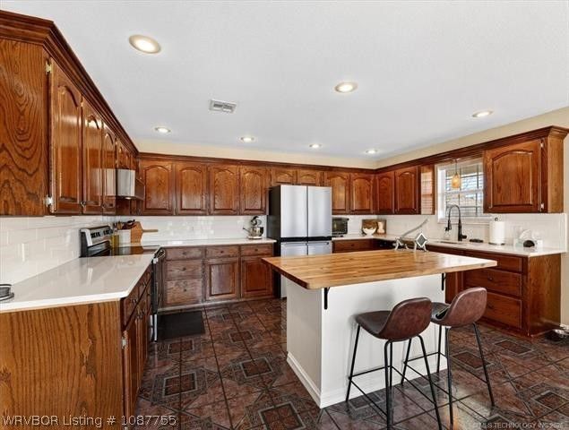 204 Nanih Waiya, Poteau, OK 74953