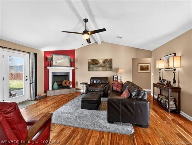 204 Nanih Waiya, Poteau, OK 74953