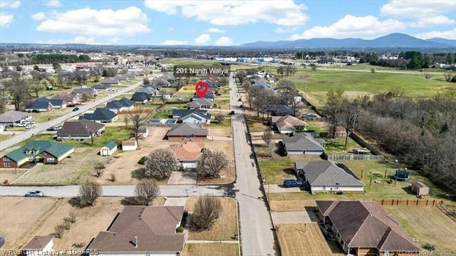 204 Nanih Waiya, Poteau, OK 74953