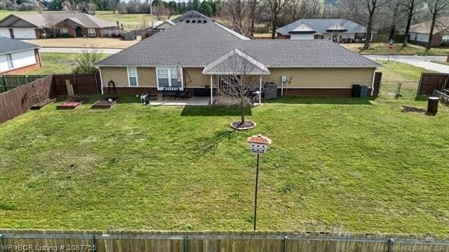 204 Nanih Waiya, Poteau, OK 74953