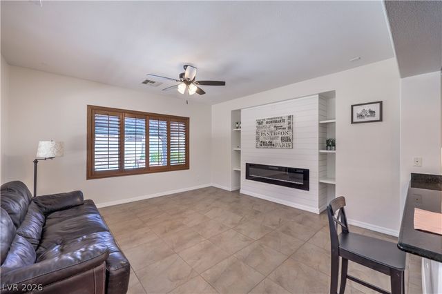 820 Paseo Cerro Place, Las Vegas, NV 89138