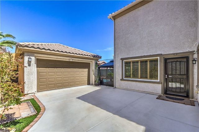 820 Paseo Cerro Place, Las Vegas, NV 89138