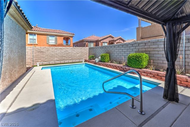 820 Paseo Cerro Place, Las Vegas, NV 89138