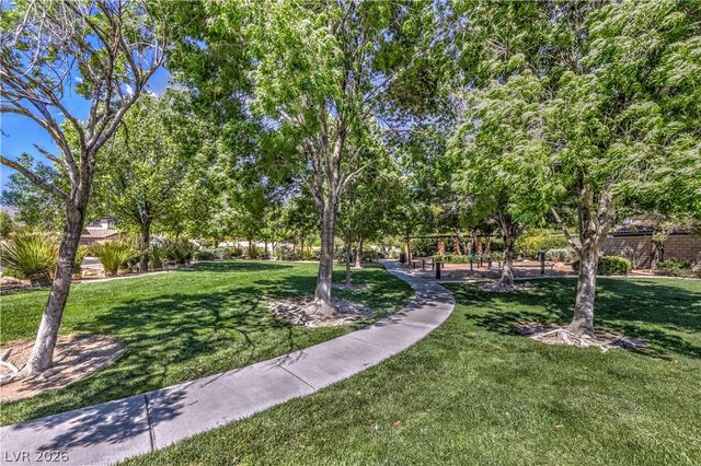 820 Paseo Cerro Place, Las Vegas, NV 89138