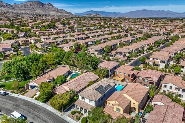 820 Paseo Cerro Place, Las Vegas, NV 89138