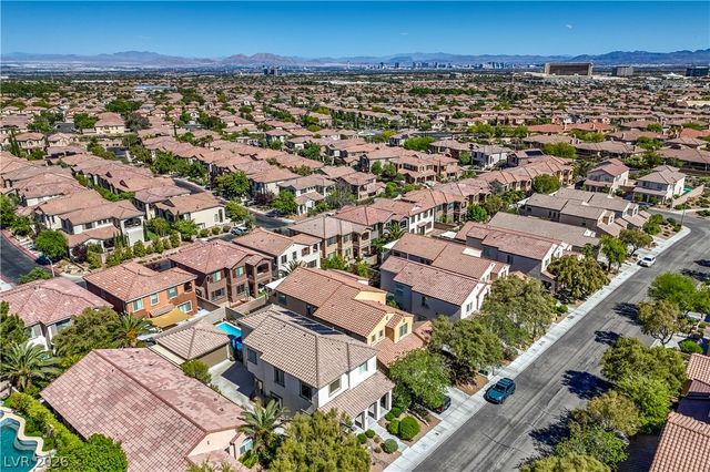 820 Paseo Cerro Place, Las Vegas, NV 89138