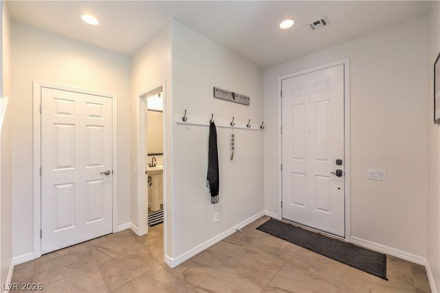 820 Paseo Cerro Place, Las Vegas, NV 89138