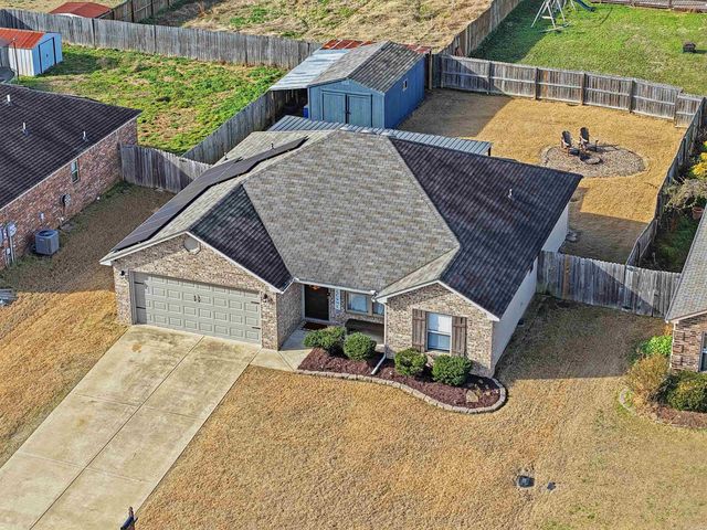 6 Dunwood Drive, Greenbrier, AR 72058