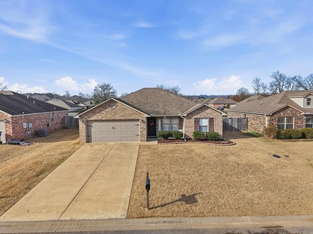 6 Dunwood Drive, Greenbrier, AR 72058