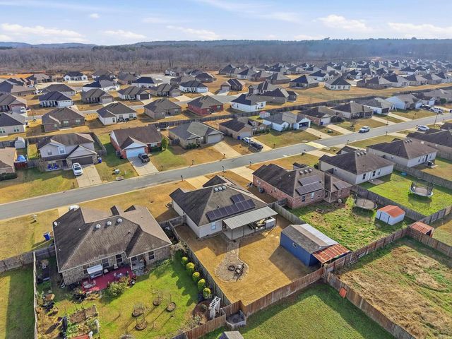 6 Dunwood Drive, Greenbrier, AR 72058