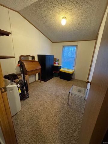 5180 E. 1200 S. Road, Haubstadt, IN 47639