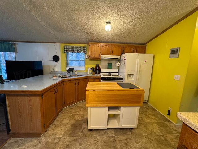 5180 E. 1200 S. Road, Haubstadt, IN 47639