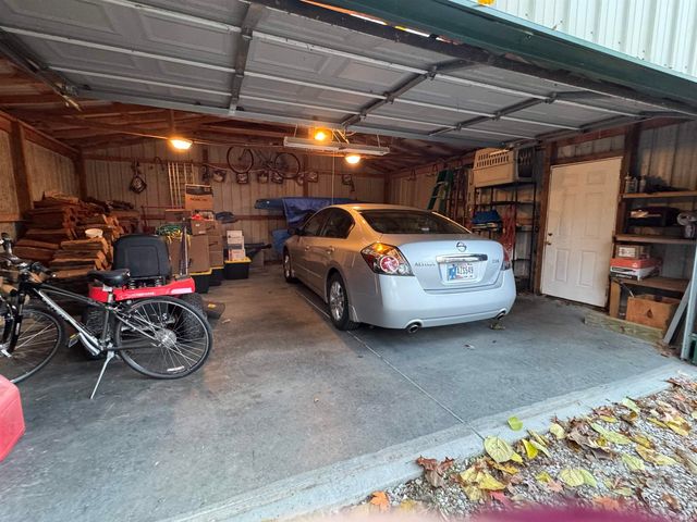 5180 E. 1200 S. Road, Haubstadt, IN 47639