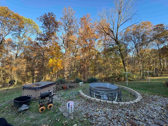 5180 E. 1200 S. Road, Haubstadt, IN 47639