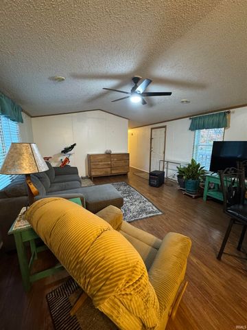 5180 E. 1200 S. Road, Haubstadt, IN 47639