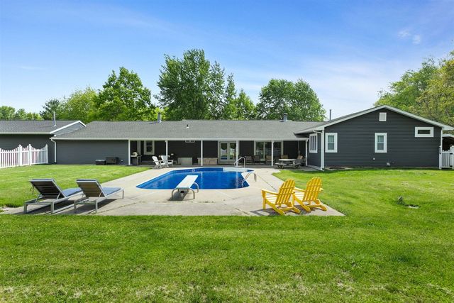 70150 Sherman Road, Edwardsburg, MI 49112