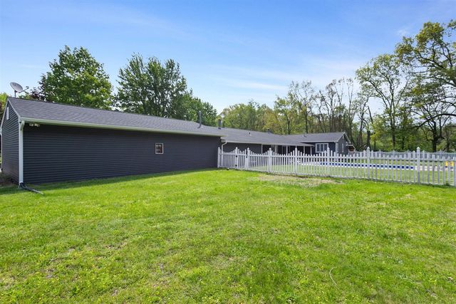 70150 Sherman Road, Edwardsburg, MI 49112