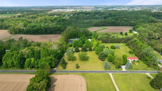 70150 Sherman Road, Edwardsburg, MI 49112