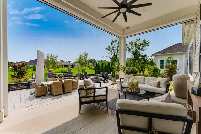 7940 Genova Drive, Galena, OH 43021