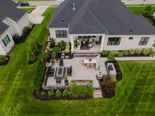 7940 Genova Drive, Galena, OH 43021