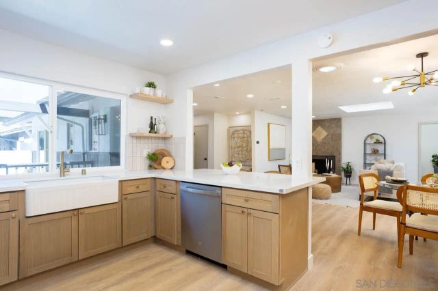 9542 Markwood, Santee, CA 92071