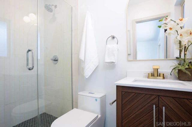 9542 Markwood, Santee, CA 92071