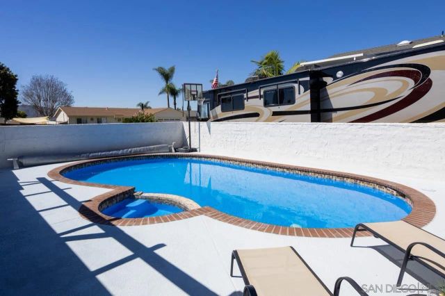 9542 Markwood, Santee, CA 92071