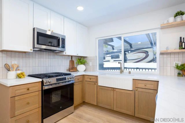 9542 Markwood, Santee, CA 92071