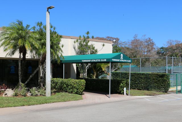 3803 NW 35th Street 1547, Coconut Creek, FL 33066