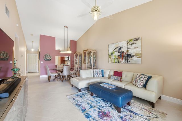 3803 NW 35th Street 1547, Coconut Creek, FL 33066