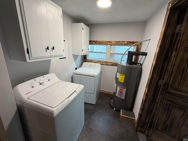 5678 Pearl Street, Spencerville, IN 46788