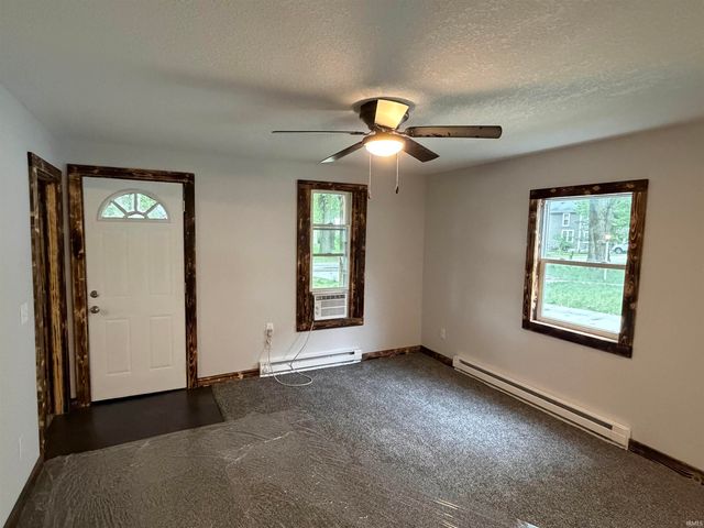 5678 Pearl Street, Spencerville, IN 46788