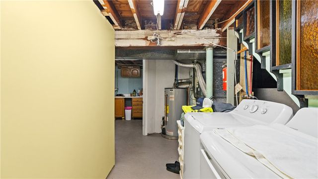 77 Minto Street, Providence, RI 02908