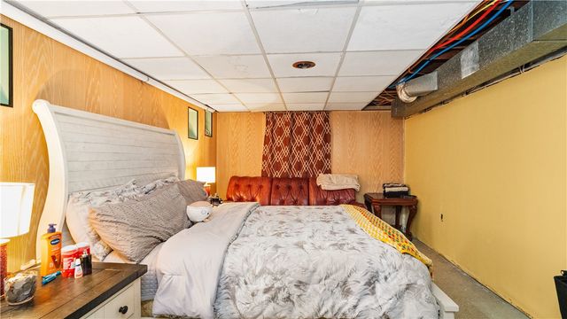 77 Minto Street, Providence, RI 02908