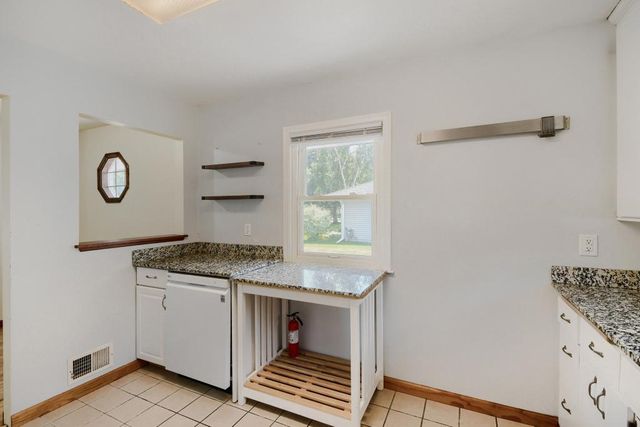 8802 Granada Avenue S, Cottage Grove, MN 55016