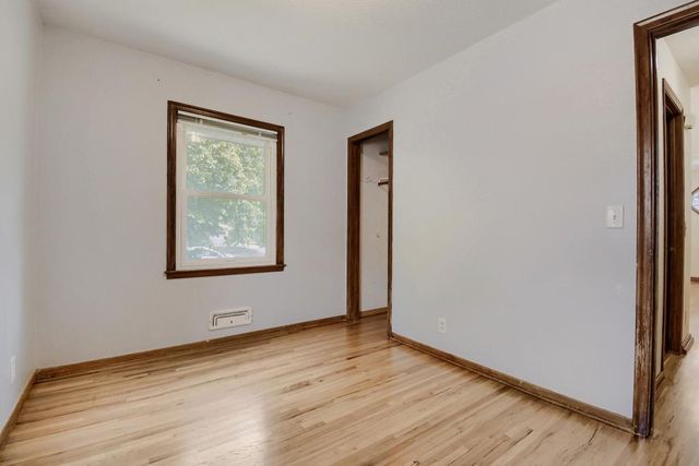 8802 Granada Avenue S, Cottage Grove, MN 55016