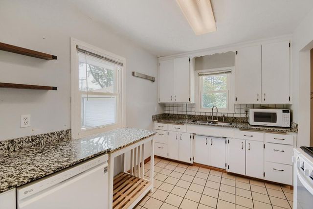 8802 Granada Avenue S, Cottage Grove, MN 55016