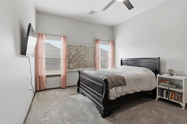 809 Bobcat Trail, Yukon, OK 73099