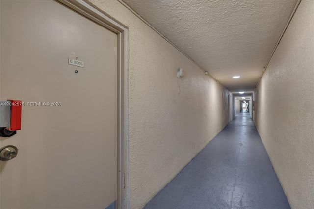 17530 NW 68th Ave C2003, Hialeah, FL 33015