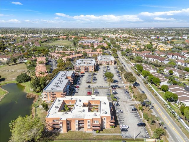 17530 NW 68th Ave C2003, Hialeah, FL 33015