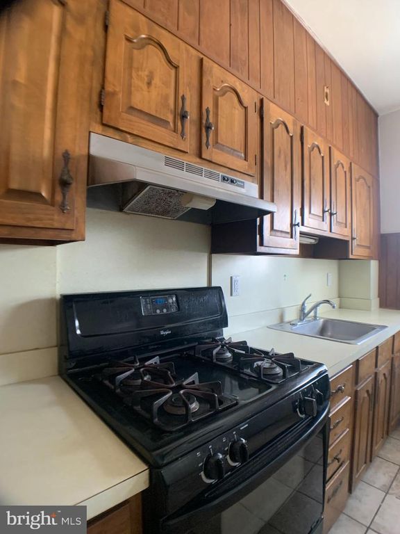 Image 14 of property listing at 3838 BANK ST, Baltimore, MD 21224