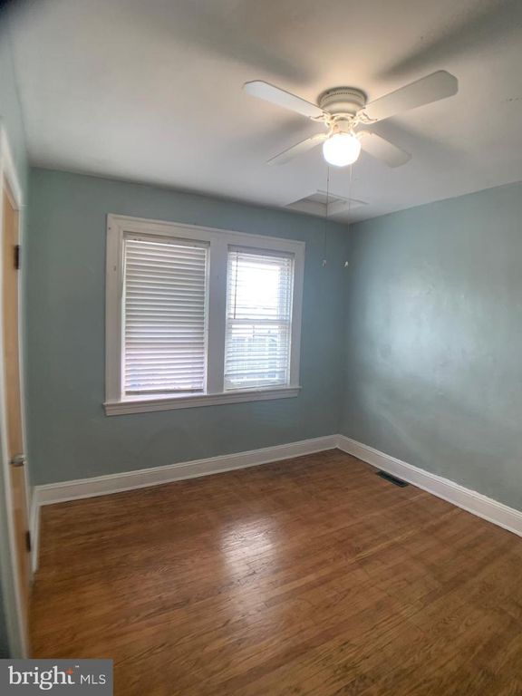 Image 25 of property listing at 3838 BANK ST, Baltimore, MD 21224