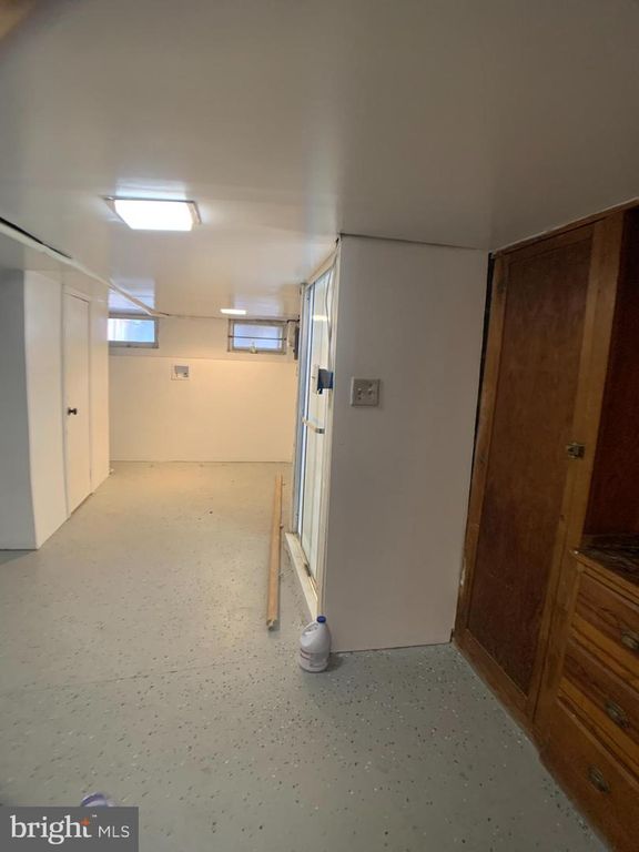 Image 39 of property listing at 3838 BANK ST, Baltimore, MD 21224