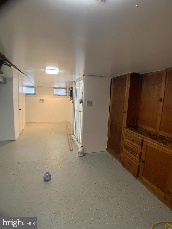 Image 41 of property listing at 3838 BANK ST, Baltimore, MD 21224